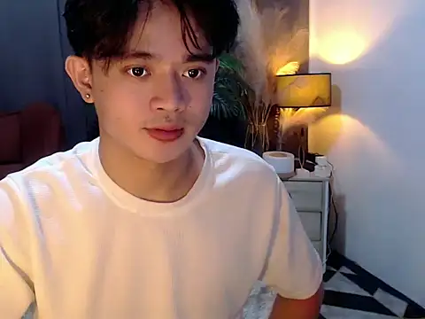 Snapshot of NautyBoyBrazeen_143 chatting on 06-17-26, 11:01 NautyBoyBrazeen 143 online show from 06-17-26, 11:01