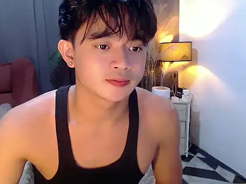 Snapshot of NautyBoyBrazeen_143 chatting on 06-18-26, 12:53 NautyBoyBrazeen 143 online show from 06-18-26, 12:53