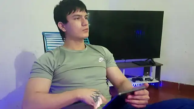 ErickWalton online show from 10-22-25, 05:08