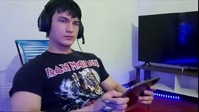 ErickWalton online show from 11-25-25, 05:18