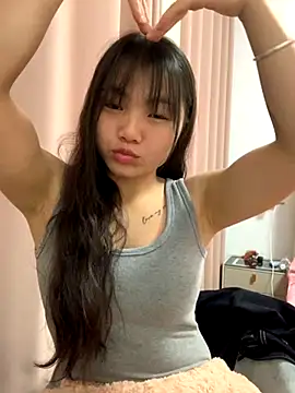 Emlyly-18 online show from 12-02-25, 03:56