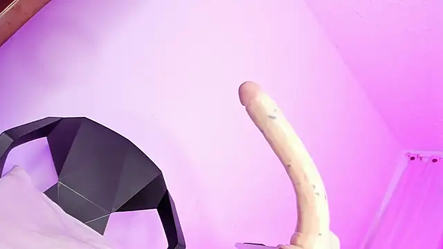 francesca suzett  online show from 01-09-26, 11:02