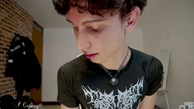 boream online show from 12-18-25, 01:06