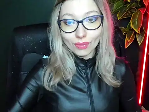 loveHeidi online show from 02-09-26, 05:33