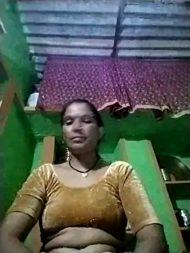 Snapshot of Monika_cut chatting on 10-12-25, 04:06 Monika cut online show from 10-12-25, 04:06