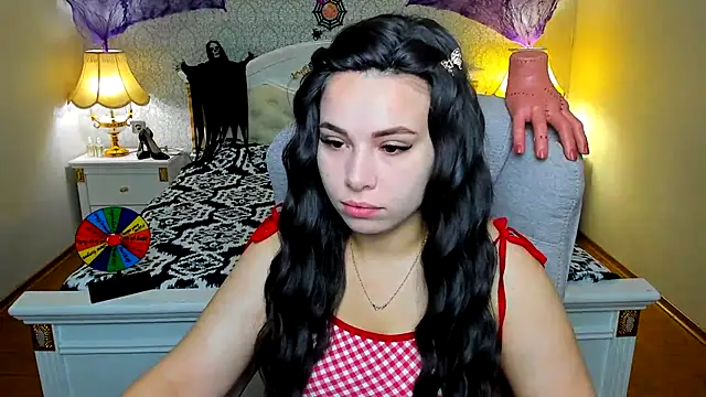 Snapshot of OmniaSher chatting on 11-08-25, 10:48 OmniaSher online show from 11-08-25, 10:48