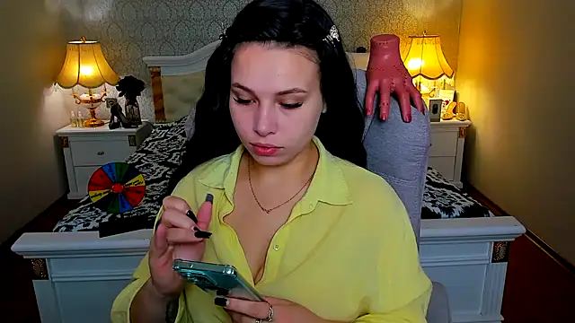 Snapshot of OmniaSher chatting on 11-22-25, 10:03 OmniaSher online show from 11-22-25, 10:03