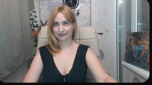 Snapshot of KatrinAlluring chatting on 07-26-26, 12:45 KatrinAlluring online show from 07-26-26, 12:45