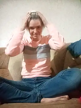 Snapshot of SaraSnow_ chatting on 02-28-26, 08:21 SaraSnow online show from 02-28-26, 08:21