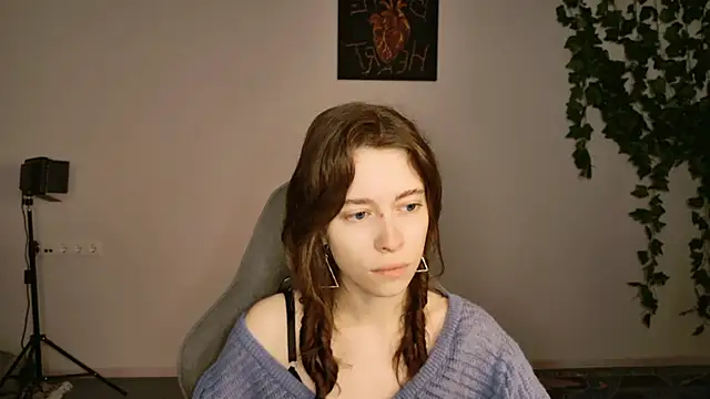 Yoka paradoXXX online show from 10-14-25, 05:08