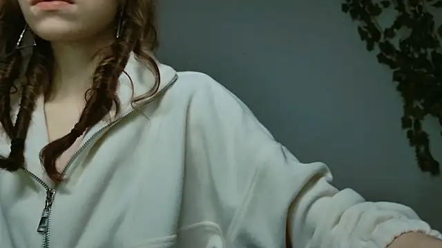 Yoka paradoXXX online show from 11-14-25, 05:06