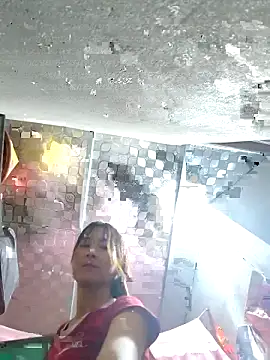 Yumyum kiw online show from 11-17-25, 06:14