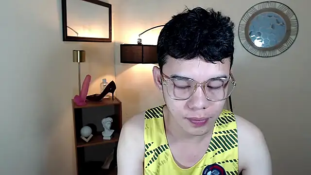 keirflorianxx online show from 10-24-25, 12:19