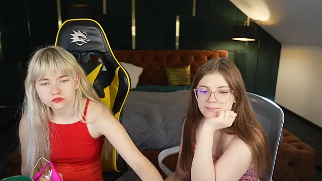 Ava kiss054 online show from 04-21-26, 02:34