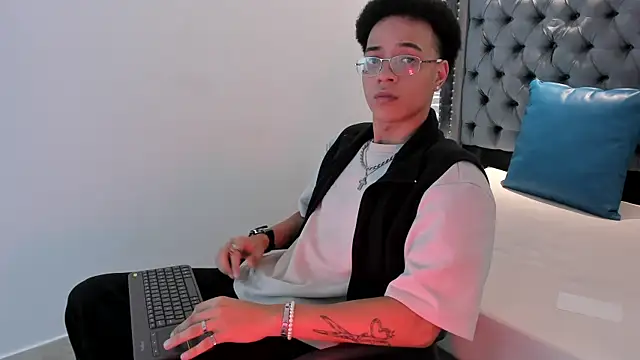 MARSHALL SPENCER online show from 11-27-25, 01:13