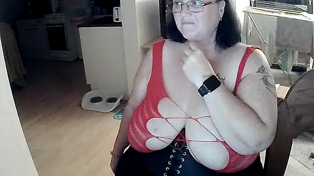 Minou1610 online show from 10-08-25, 06:49