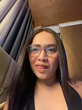 Snapshot of yourdevilsweettsx chatting on 11-04-25, 03:22 yourdevilsweettsx online show from 11-04-25, 03:22