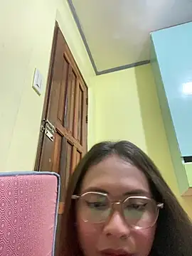 yourdevilsweettsx online show from 02-10-26, 12:09