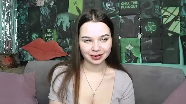 GloriyaDre online show from 09-14-25, 05:28