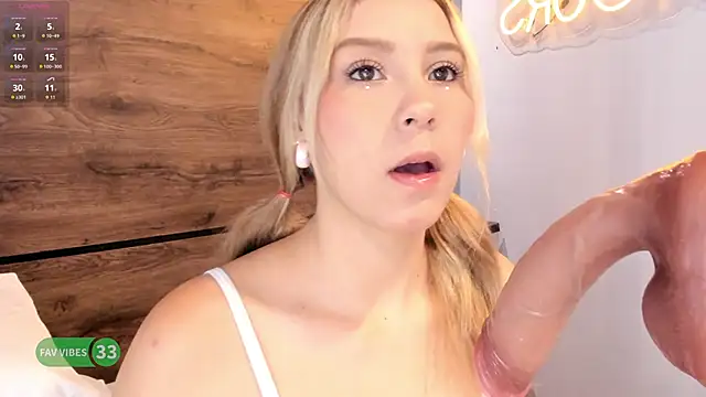 alyamonroe online show from 10-23-25, 10:47