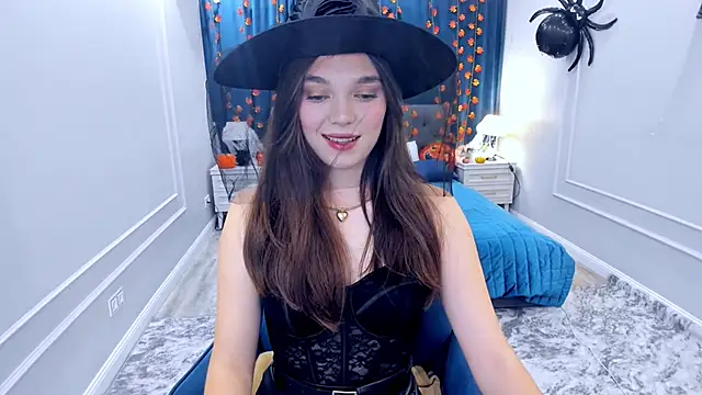 DivineAmour online show from 10-31-25, 02:34