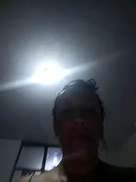 Shantey Laurent online show from 12-22-25, 10:12