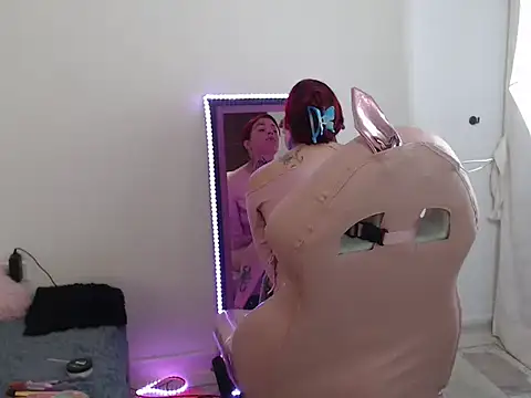 Maddy Vicius19 online show from 09-21-25, 08:21