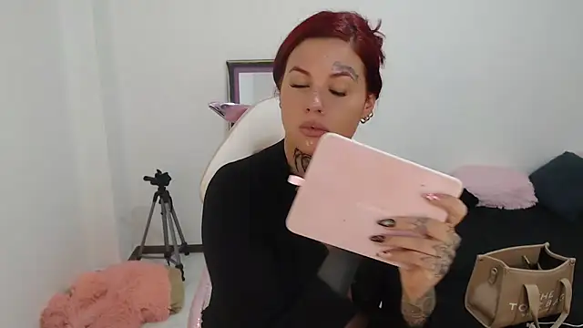 Maddy Vicius19 online show from 10-03-25, 09:12