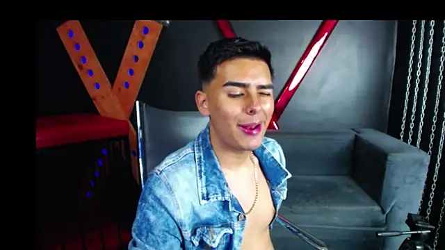 Matthewlodge online show from 10-30-25, 04:19