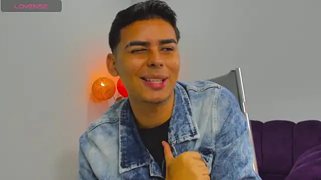 Matthewlodge online show from 11-29-25, 01:25