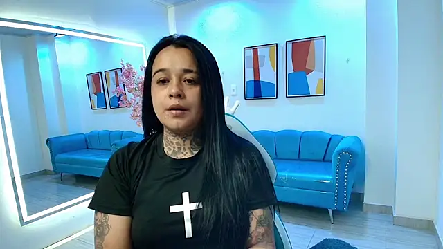 Black roseee online show from 10-18-25, 04:15