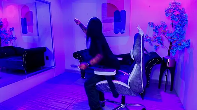 Black roseee online show from 04-16-26, 04:02