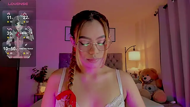 OxanaFedorova1- online show from 07-12-26, 06:21