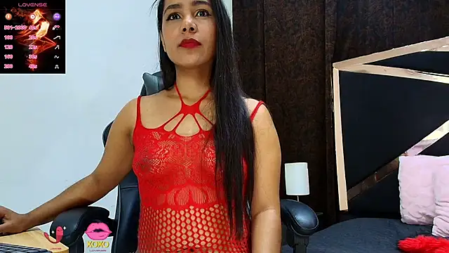 Snapshot of luna_brown7 chatting on 09-27-25, 04:06 luna brown7 online show from 09-27-25, 04:06