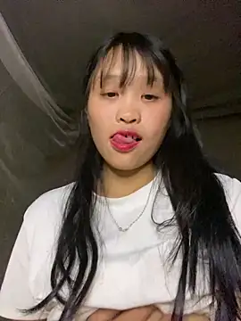 Snapshot of mika-bae chatting on 09-23-25, 02:09 mika-bae online show from 09-23-25, 02:09