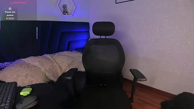 artemis nyx online show from 11-13-25, 08:30