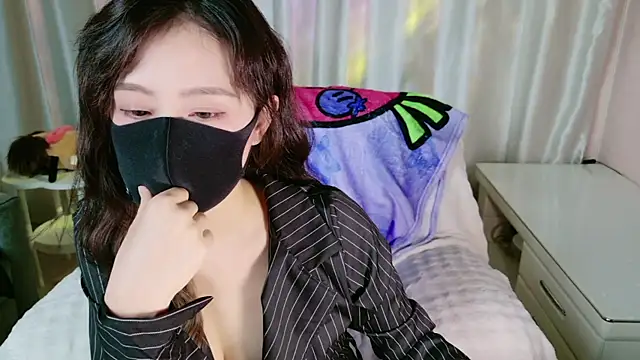 Snapshot of CandyKissVip chatting on 10-25-25, 01:18 CandyKissVip online show from 10-25-25, 01:18