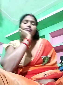 Snapshot of Cm_pooja chatting on 02-11-26, 06:57 Cm pooja online show from 02-11-26, 06:57