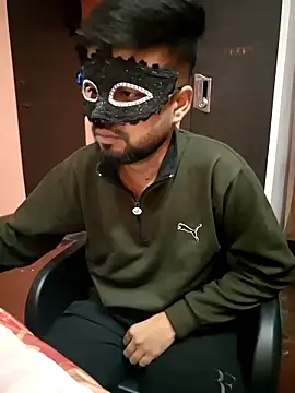 soniriyaa010101 online show from 02-05-26, 08:41