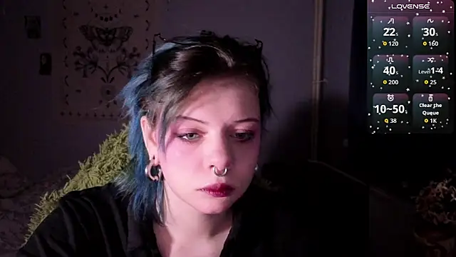 Snapshot of Alice_Zev chatting on 11-26-25, 09:27 Alice Zev online show from 11-26-25, 09:27