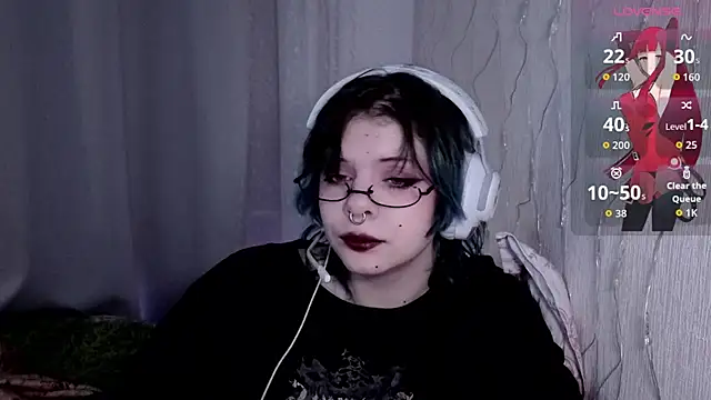 Snapshot of Alice_Zev chatting on 12-22-25, 10:29 Alice Zev online show from 12-22-25, 10:29