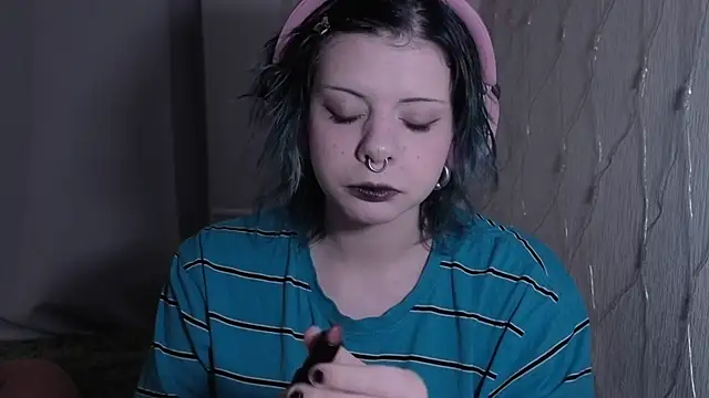 Snapshot of Alice_Zev chatting on 03-03-26, 12:39 Alice Zev online show from 03-03-26, 12:39