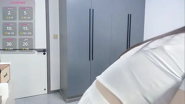 Snapshot of luckckcj chatting on 11-10-25, 05:50 luckckcj online show from 11-10-25, 05:50