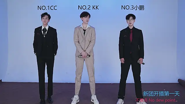 Snapshot of JL-sweetbaby1 chatting on 09-15-25, 01:00 JL-sweetbaby1 online show from 09-15-25, 01:00