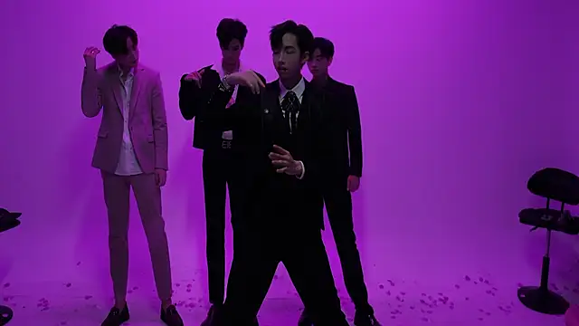 Snapshot of JL-sweetbaby1 chatting on 10-01-25, 01:39 JL-sweetbaby1 online show from 10-01-25, 01:39