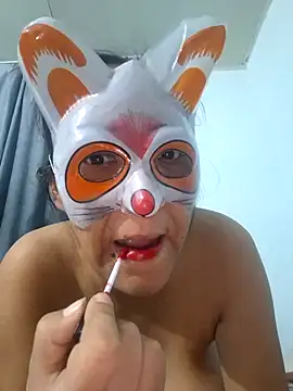 Snapshot of Layd38 chatting on 10-27-25, 01:48 Layd38 online show from 10-27-25, 01:48