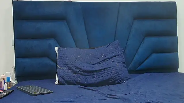 Angell cooper online show from 03-03-26, 02:12