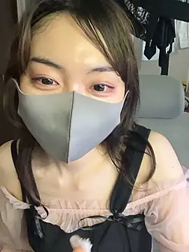 Snapshot of naginagisan chatting on 05-19-26, 07:58 naginagisan online show from 05-19-26, 07:58