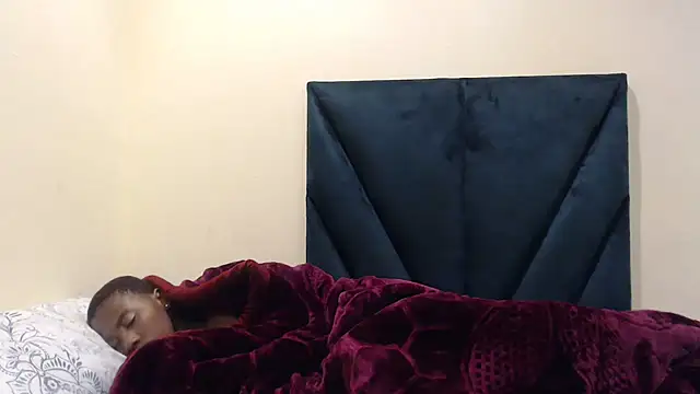 Snapshot of Didienana chatting on 09-22-25, 11:29 Didienana online show from 09-22-25, 11:29