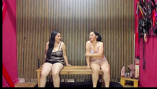 Snapshot of VantablackBDSMShow_ chatting on 11-29-25, 07:17 VantablackBDSMShow online show from 11-29-25, 07:17